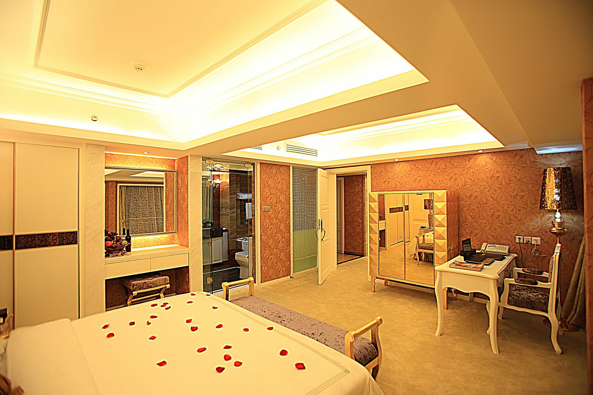 Perthden Hotel Sencsen Kültér fotó